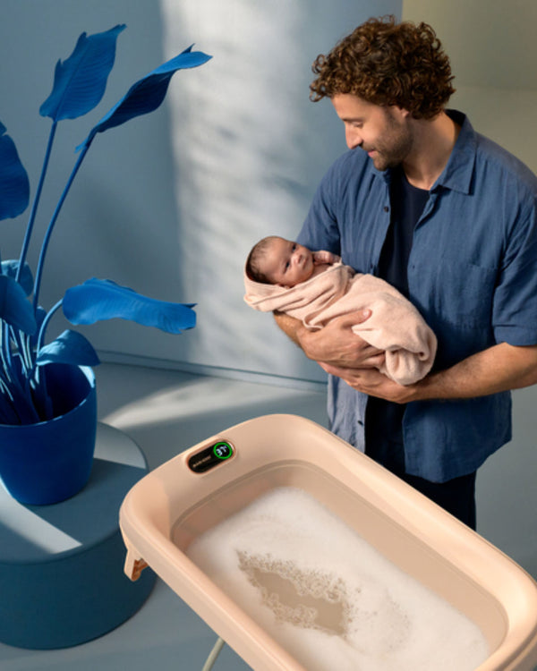Maxi Cosi Indigo Plus Babybadewanne mit Neugeboreneneinsatz Muted Terra