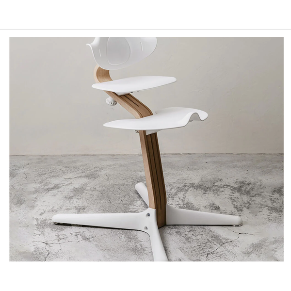 Stokke® Nomi® Stuhl Natural / White + Babyset gratis