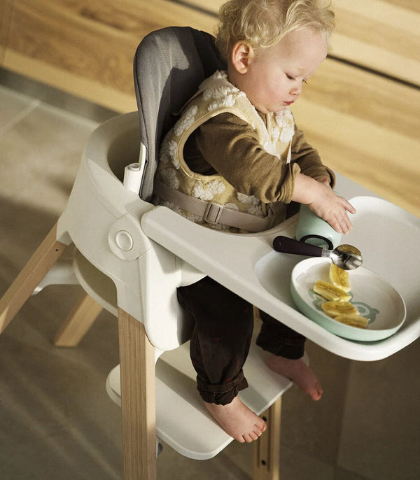 Stokke Steps Black / Warm Brown
