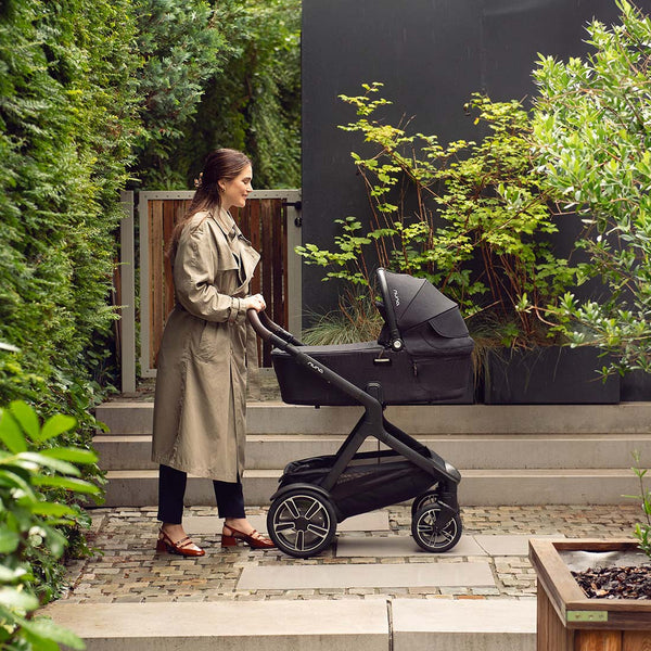 Nuna Demi™ Next mit Rider Board Chestnut (2026)