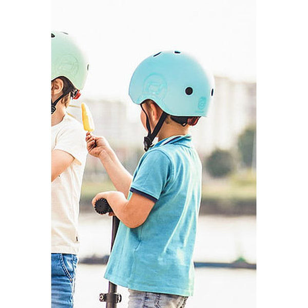 Helm S-M Blueberry